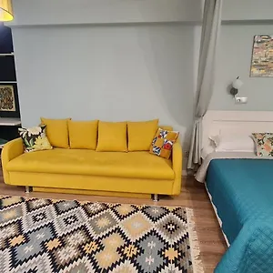  Апартаменты Niceplace In The Old Center