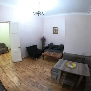 Zuras Great Studio In Old , Тбилиси Грузия